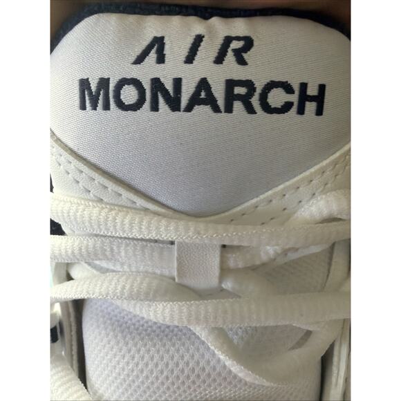 Nike Air Monarch IV Men\'s Sneakers Size 10.5 White/Metallic Silver, 416355 102
